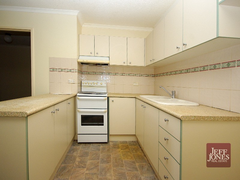 B7/52 Baron Street, Greenslopes QLD 4120