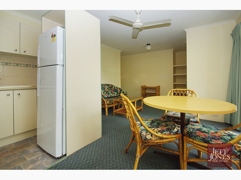 B3/52 Baron Street, Greenslopes QLD 4120