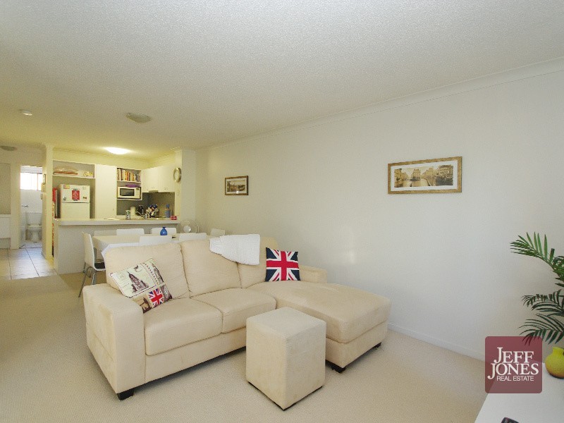 63/38 Palmer Street, Greenslopes QLD 4120