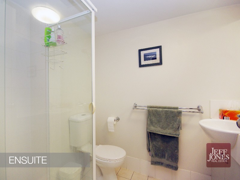 63/38 Palmer Street, Greenslopes QLD 4120