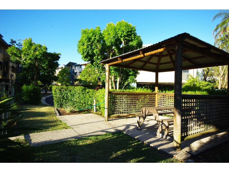 63/38 Palmer Street, Greenslopes QLD 4120