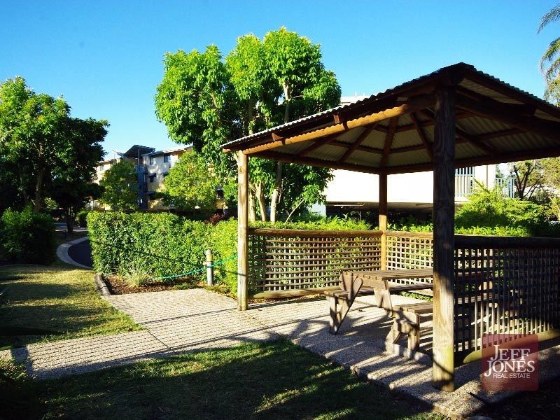 63/38 Palmer Street, Greenslopes QLD 4120