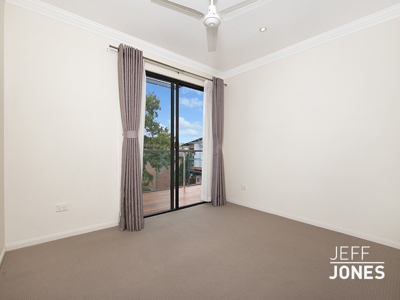 14/9 Talbot Street, Coorparoo QLD 4151