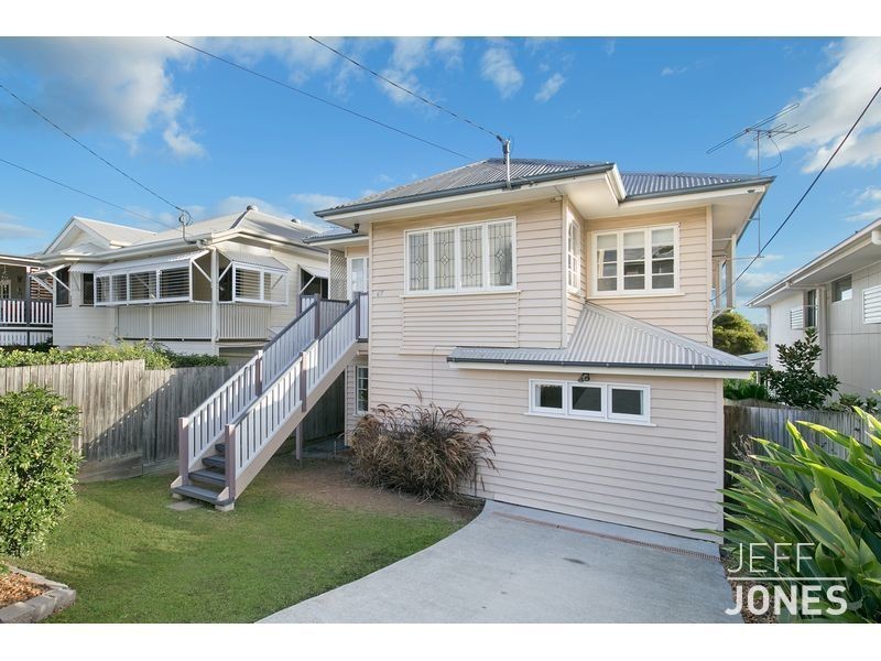 67 Stella Street, Holland Park QLD 4121