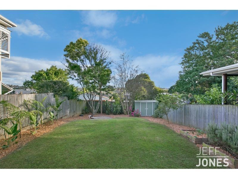 67 Stella Street, Holland Park QLD 4121