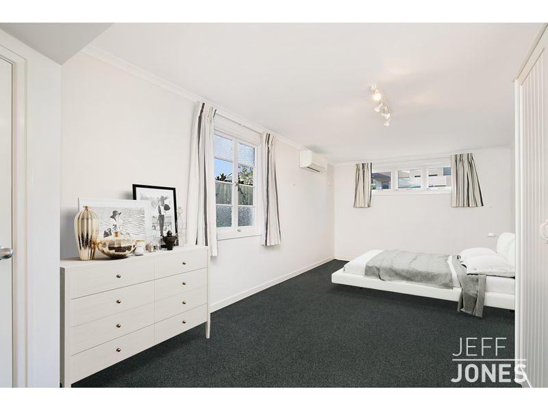 67 Stella Street, Holland Park QLD 4121