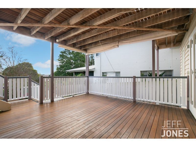 67 Stella Street, Holland Park QLD 4121