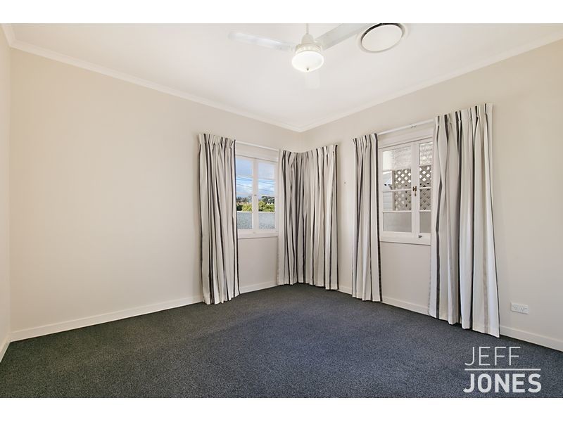 67 Stella Street, Holland Park QLD 4121