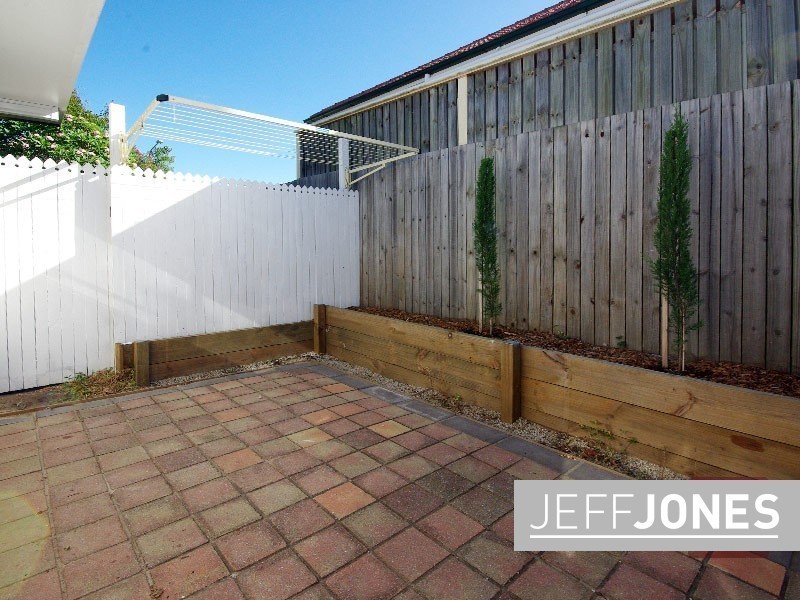 8 Tudor Street, Mount Gravatt QLD 4122