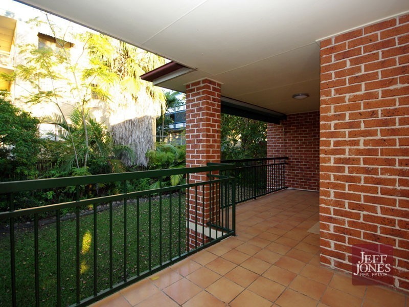 4/50 Rialto Street, Coorparoo QLD 4151