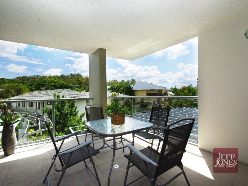 226/83 Lawson Street, Morningside QLD 4170