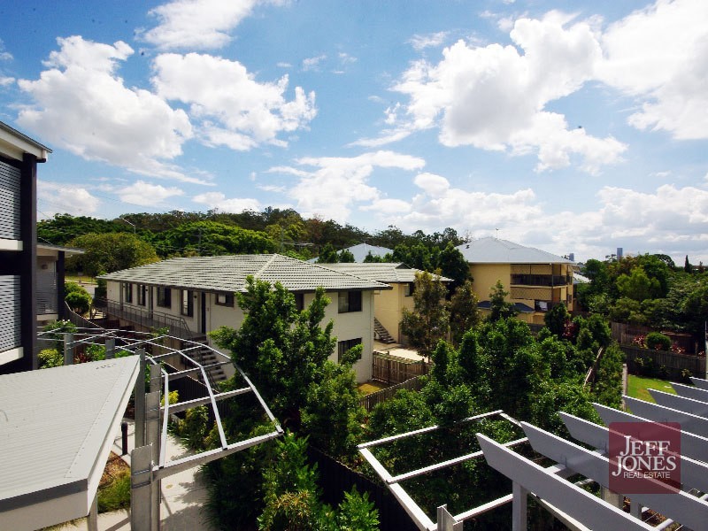 226/83 Lawson Street, Morningside QLD 4170