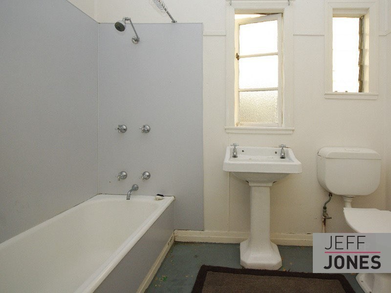 141 Old Cleveland Road, Coorparoo QLD 4151