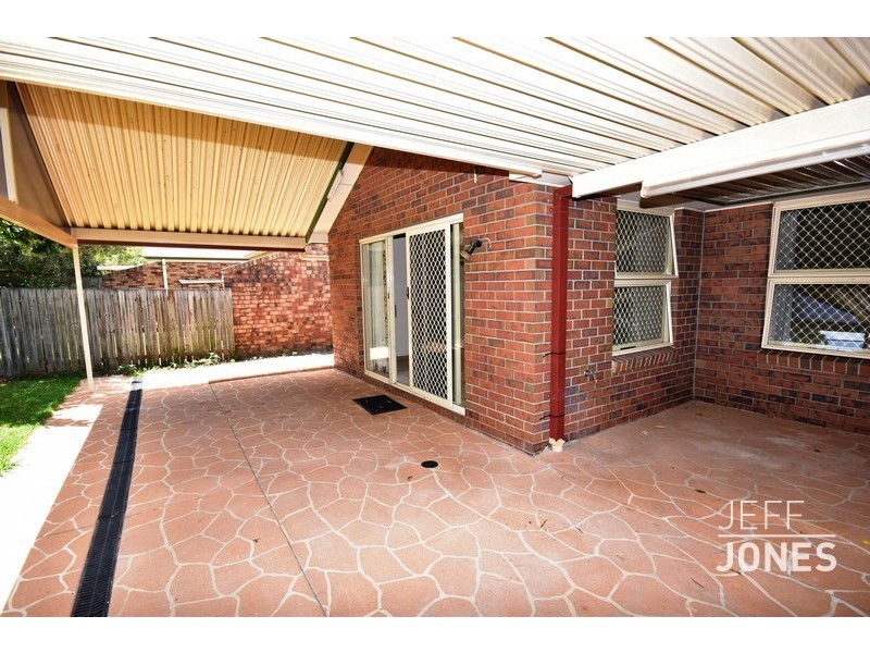 37 Cedar Street, Cannon Hill QLD 4170