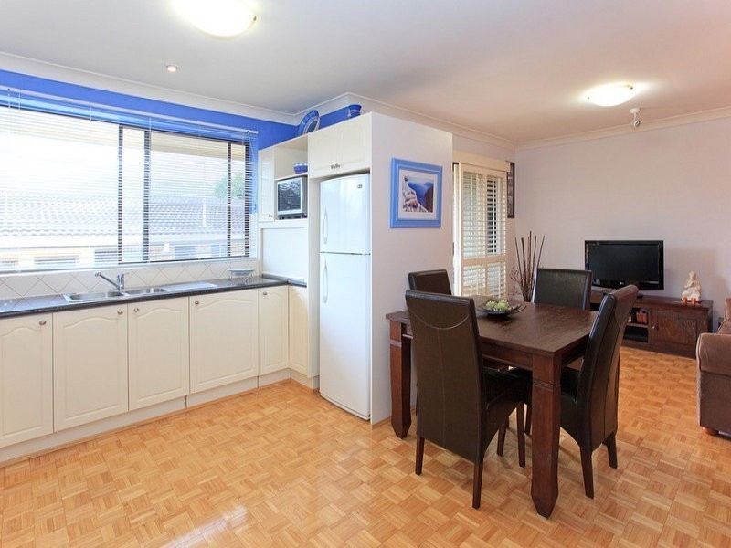 4/110 Pembroke Road, Coorparoo QLD 4151