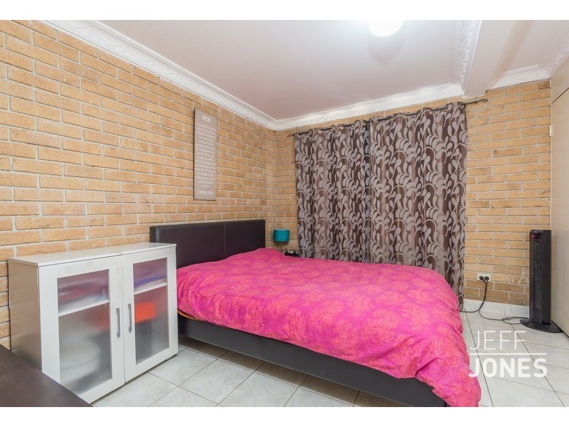 2/46 Carl Street, Woolloongabba QLD 4102