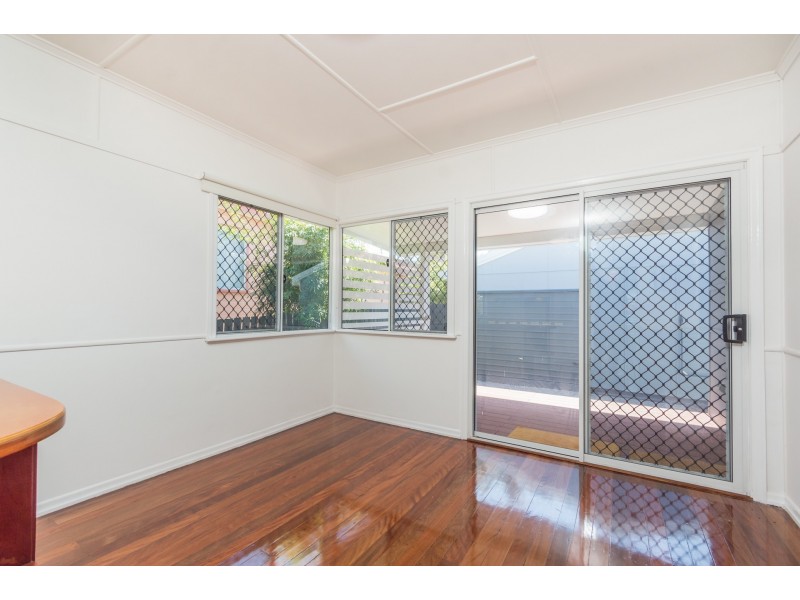 54 London Street, Eight Mile Plains QLD 4113