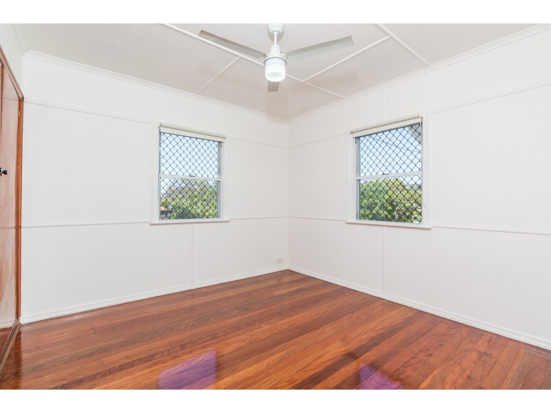 54 London Street, Eight Mile Plains QLD 4113