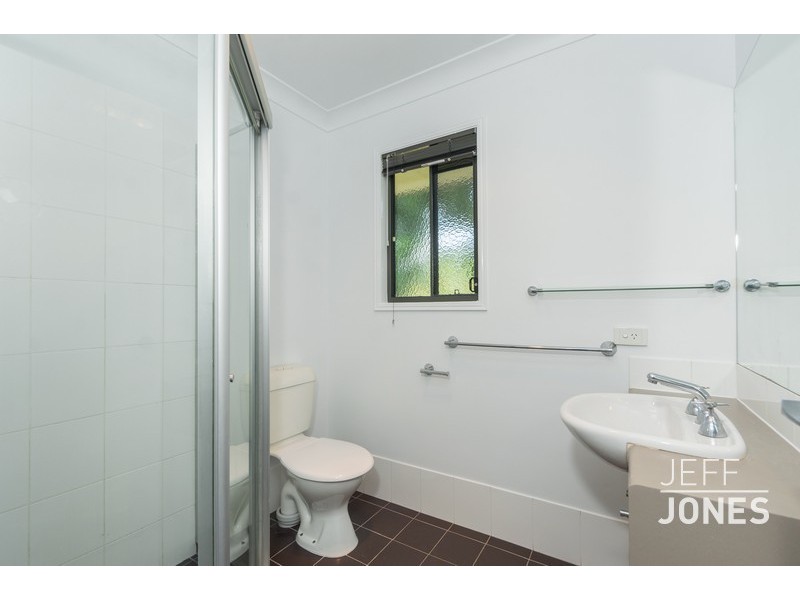 4/285 Riding Road, Balmoral QLD 4171