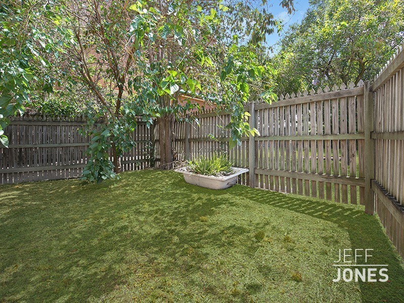 1/110 Pembroke Road, Coorparoo QLD 4151