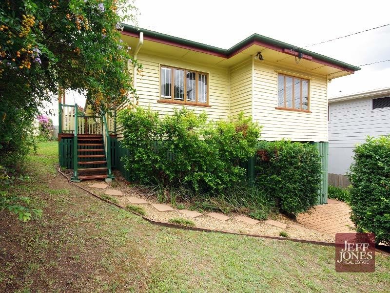 93 Prior Street, Tarragindi QLD 4121