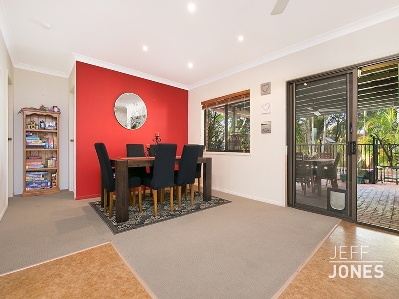 48 Briarwood Street, Carindale QLD 4152