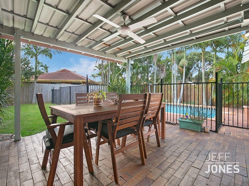 48 Briarwood Street, Carindale QLD 4152