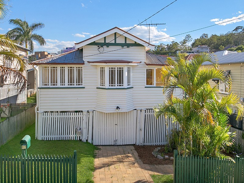 82 Ridge Street, Greenslopes QLD 4120