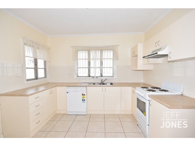 193 Cracknell Road, Tarragindi QLD 4121