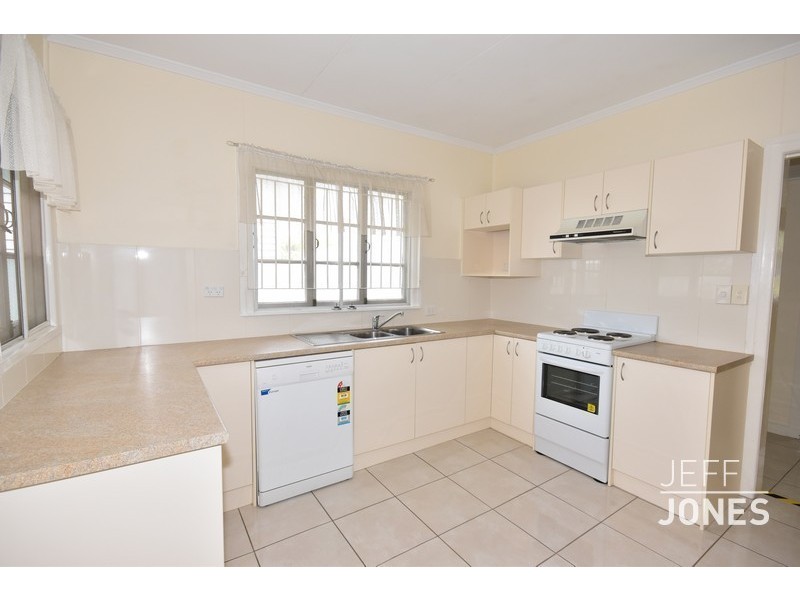 193 Cracknell Road, Tarragindi QLD 4121