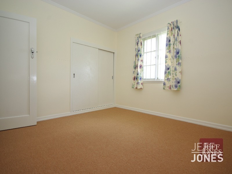 193 Cracknell Road, Tarragindi QLD 4121