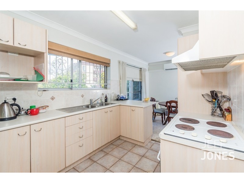 2/56 Kirkland Avenue, Coorparoo QLD 4151