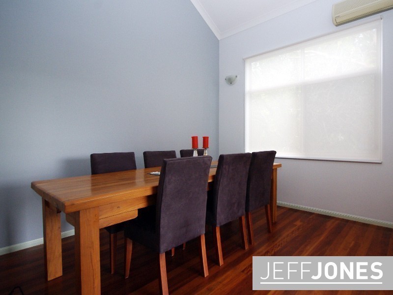 8 Jordan Street, Greenslopes QLD 4120