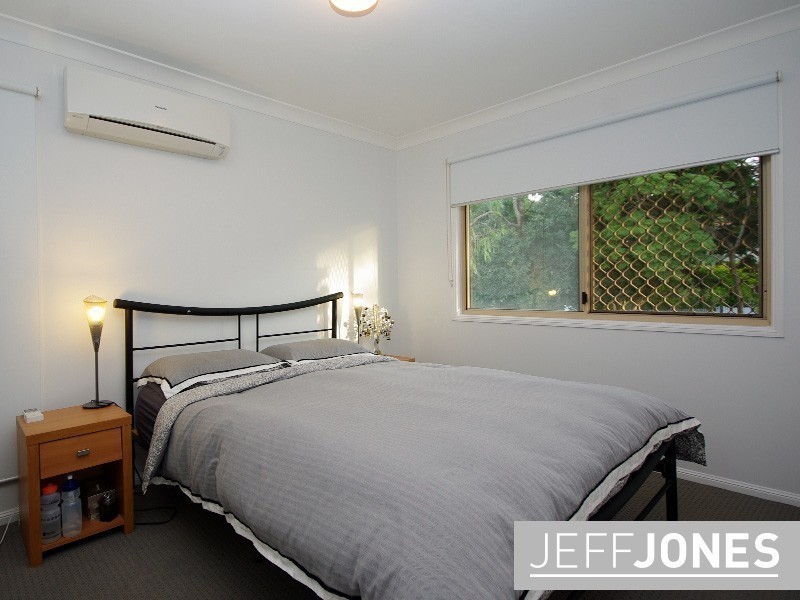 8 Jordan Street, Greenslopes QLD 4120