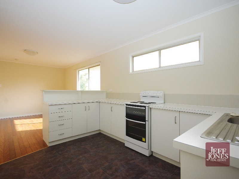 112 Nyleta Street, Coopers Plains QLD 4108