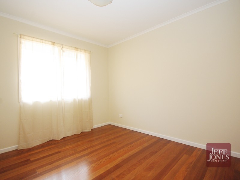 112 Nyleta Street, Coopers Plains QLD 4108