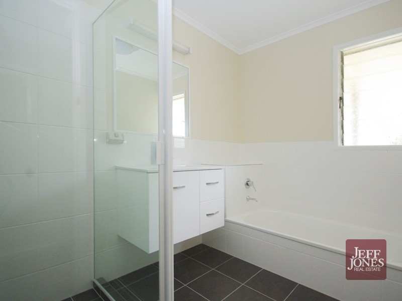 112 Nyleta Street, Coopers Plains QLD 4108