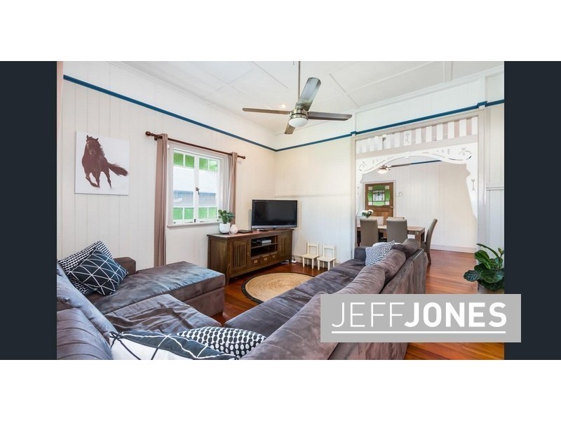 24 Brown Street, Camp Hill QLD 4152