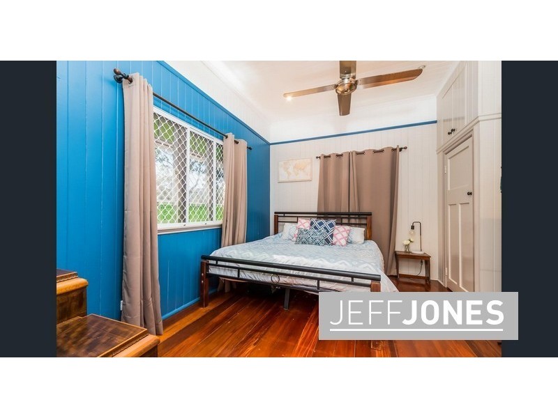 24 Brown Street, Camp Hill QLD 4152