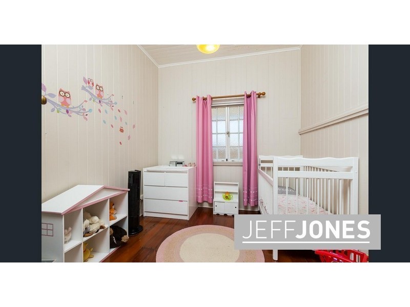 24 Brown Street, Camp Hill QLD 4152