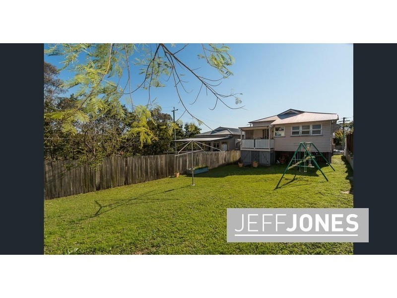 24 Brown Street, Camp Hill QLD 4152