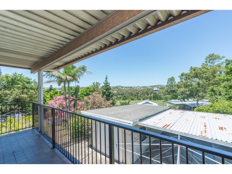 11 Salisbury Street, Woolloongabba QLD 4102