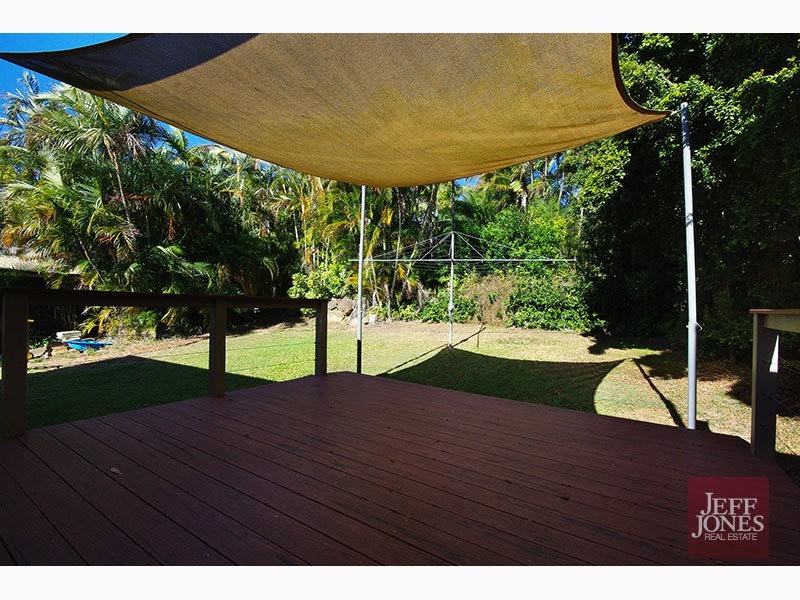 42 Palm Avenue, Holland Park West QLD 4121