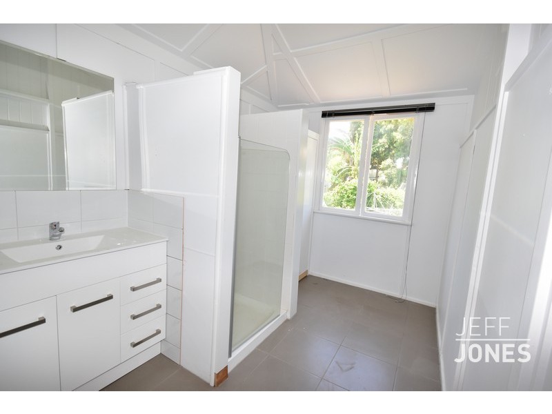 1/16 Bardsley Avenue, Greenslopes QLD 4120