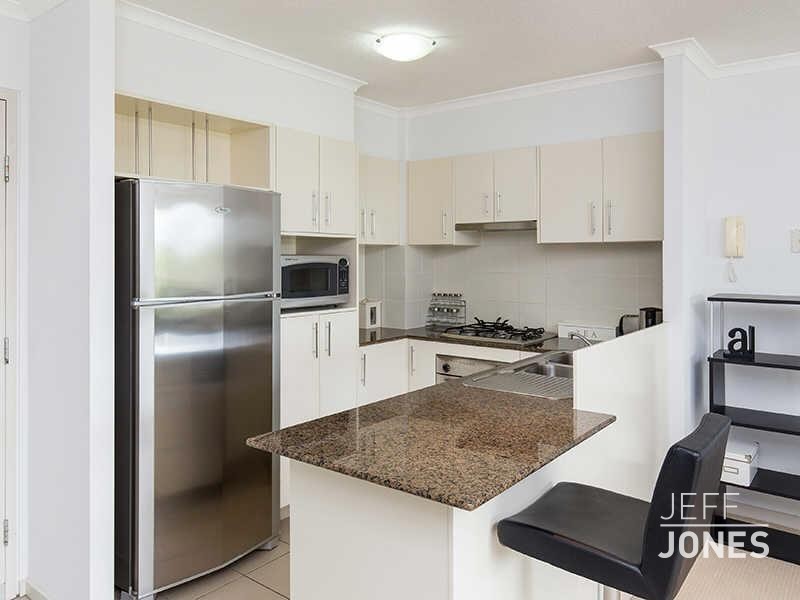 219/8 Land Street, Toowong QLD 4066