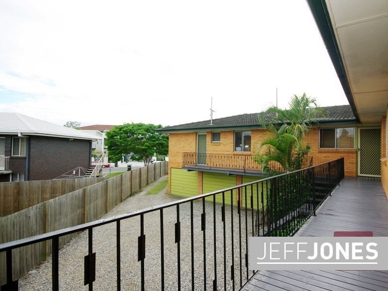 5/8 Ames Street, Coorparoo QLD 4151