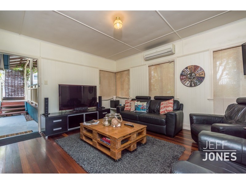 21 Ernest Street, Morningside QLD 4170