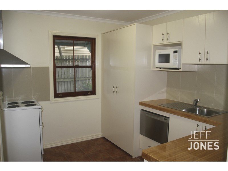 5 Rochdale Avenue, Tarragindi QLD 4121