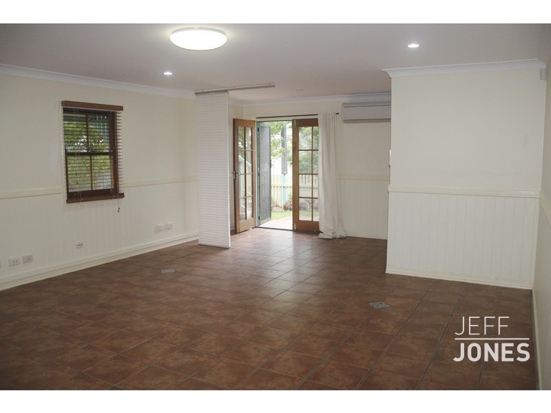 5 Rochdale Avenue, Tarragindi QLD 4121