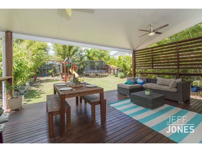 15 Blackfriars Drive, Carina QLD 4152